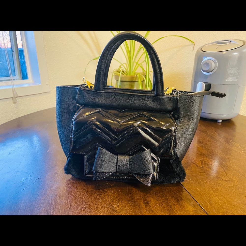SOLD NWOT Betsey Johnson Purse